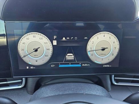 Used 2024 Hyundai Elantra SEL image 11