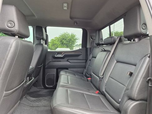 Used 2024 Chevrolet Silverado 1500 LT Trail Boss w/ Convenience Package II AWD/4WD image 21
