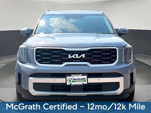 Used 2025 Kia Telluride S AWD/4WD image 2