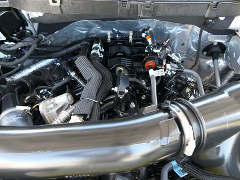 Used 2025 Ford F150 XLT w/ Equipment Group 301A Standard AWD/4WD image 28