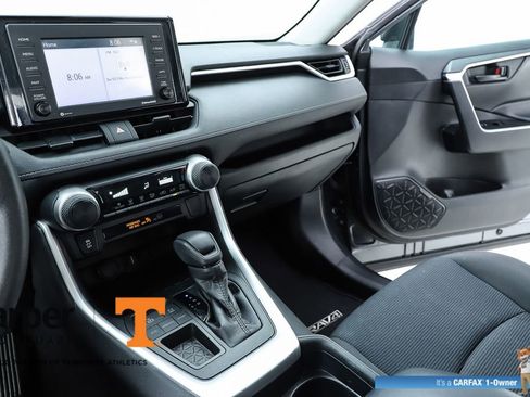 Used 2020 Toyota RAV4 LE image 60