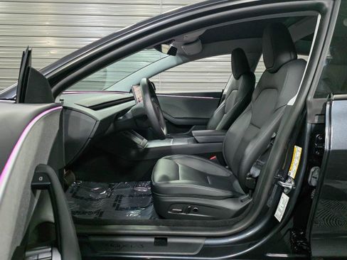 Used 2025 Tesla Model 3 Long Range image 13