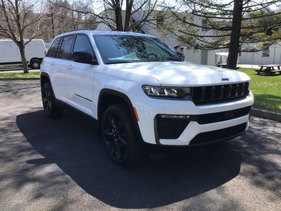 New 2026 Jeep Grand Cherokee Limited w/ Limited Altitude Package