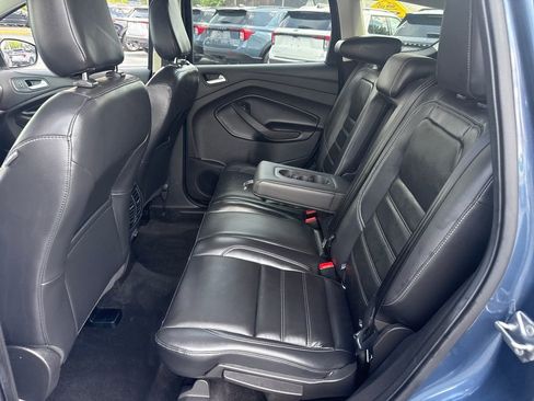 Used 2018 Ford Escape SEL FWD image 17