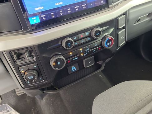 New 2026 Ford F250 XLT w/ XLT Premium Package image 16