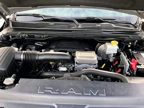 Used 2019 RAM 1500 Limited image 11