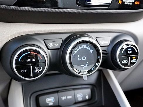 New 2026 Hyundai Venue SEL image 31