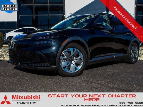 Used 2025 Genesis GV60 Advanced image 1