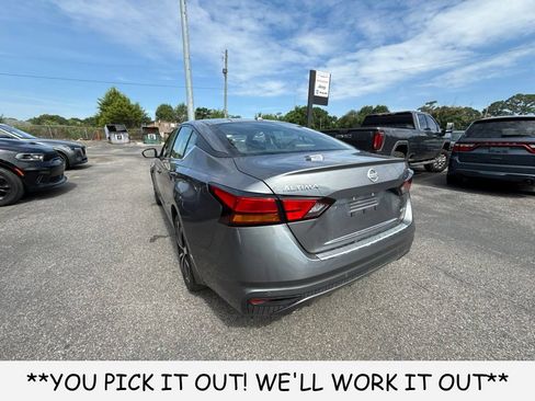 Used 2022 Nissan Altima 2.5 SR AWD/4WD image 2