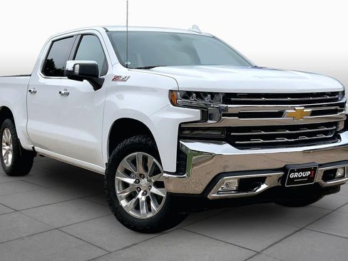 Used 2019 Chevrolet Silverado 1500 LTZ AWD/4WD image 3