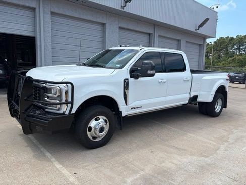 Used 2024 Ford F350 Lariat w/ FX4 Off-Road Package AWD/4WD image 1