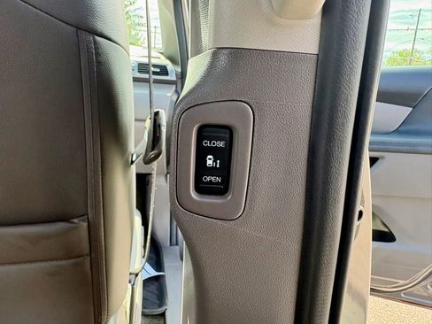 Used 2016 Honda Odyssey EX-L image 13