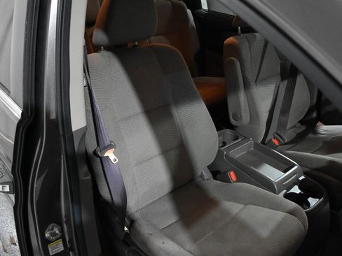 Used 2011 Honda Odyssey EX image 31
