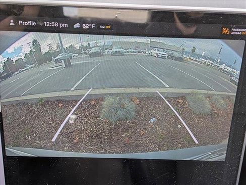 Used 2018 Tesla Model 3 Long Range image 11