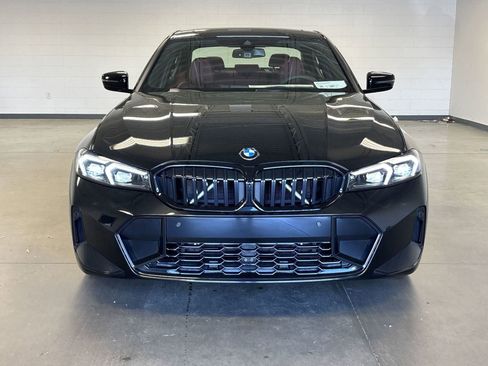 Used 2025 BMW 330i Sedan w/ M Sport Package image 5