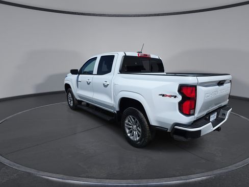 New 2026 Chevrolet Colorado LT w/ LT Convenience Package AWD/4WD image 6