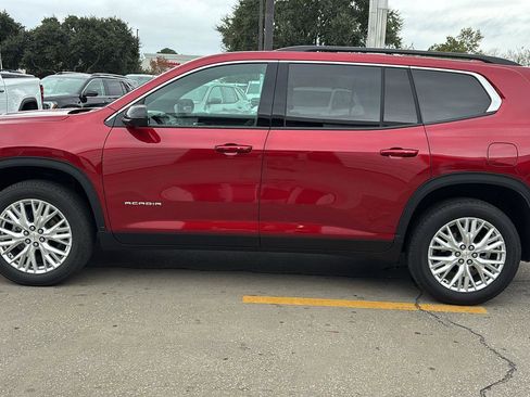 New 2025 GMC Acadia Elevation w/ Elevation Premium Package image 4