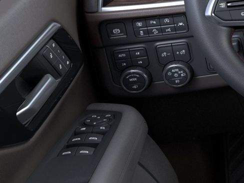New 2026 Chevrolet Tahoe Z71 w/ Z71 Off-Road Package AWD/4WD image 23