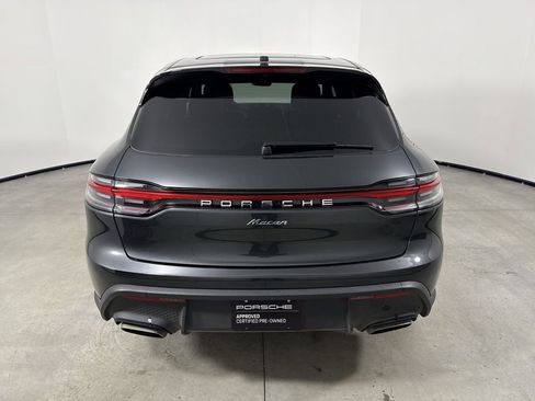 Certified 2025 Porsche Macan image 6