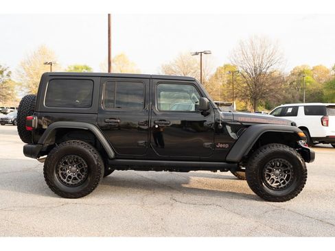 Used 2023 Jeep Wrangler Unlimited Rubicon w/ Xtreme 35 Tire Package AWD/4WD image 9