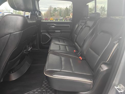 Used 2020 RAM 1500 Laramie w/ Sport Appearance Package AWD/4WD image 8