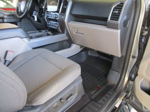 Used 2015 Ford F150 XLT w/ Equipment Group 302A Luxury image 24