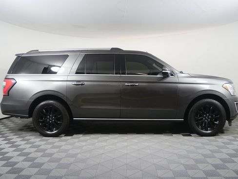 Used 2021 Ford Expedition Max Limited RWD image 2