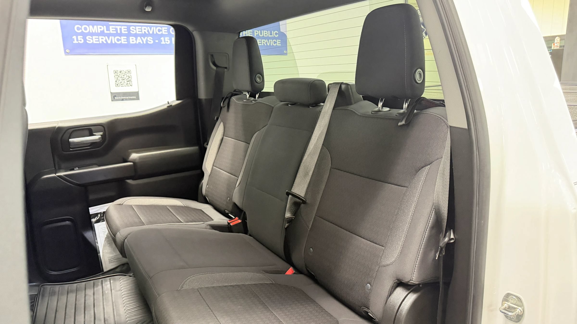 Used 2022 Chevrolet Silverado 1500 Custom AWD/4WD image 17