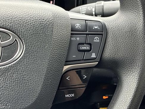 Used 2025 Toyota Camry LE FWD image 32