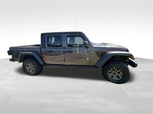 Used 2024 Jeep Gladiator Mojave w/ Technology Group AWD/4WD image 19