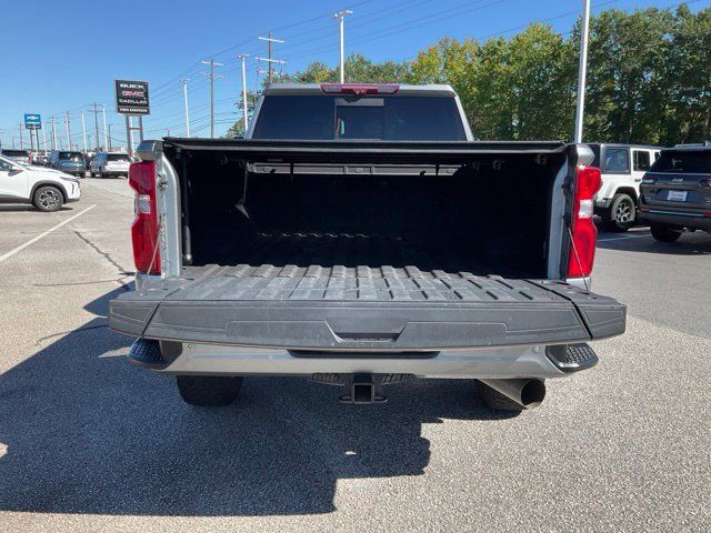 Used 2024 Chevrolet Silverado 3500 High Country w/ High Country Premium Package AWD/4WD image 18