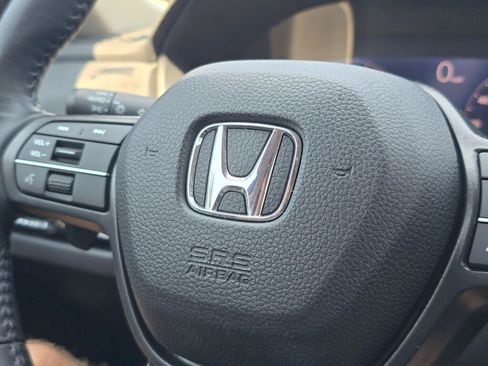 Used 2023 Honda Accord EX-L image 28