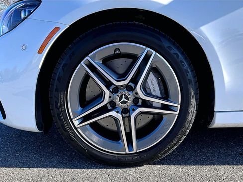 Used 2022 Mercedes-Benz E 350 4MATIC Sedan image 7
