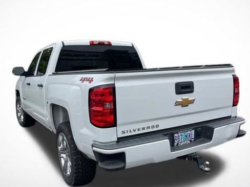 Used 2018 Chevrolet Silverado 1500 Custom w/ Custom Value Package AWD/4WD image 2