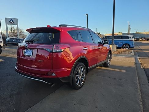 Used 2017 Toyota RAV4 Limited image 5