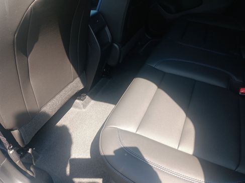 New 2025 Buick Envista Sport Touring w/ Convenience I Package image 11