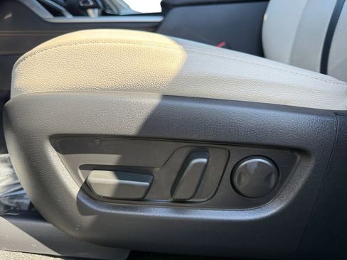 Used 2024 MAZDA CX-90 Plug-In Hybrid w/ Preferred image 10