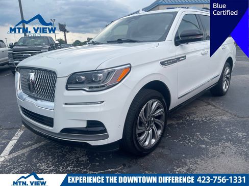 Used 2022 Lincoln Navigator Reserve RWD image 1