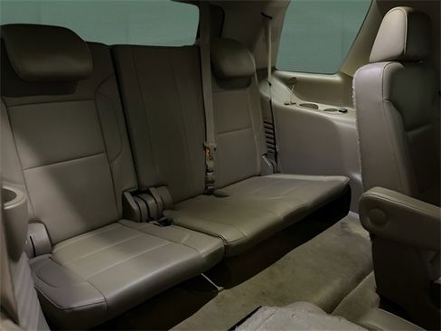 Used 2015 GMC Yukon SLT w/ Open Road Package image 16