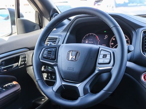 New 2026 Honda Ridgeline RTL image 16