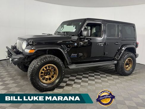 Used 2025 Jeep Wrangler Unlimited Sahara AWD/4WD image 1