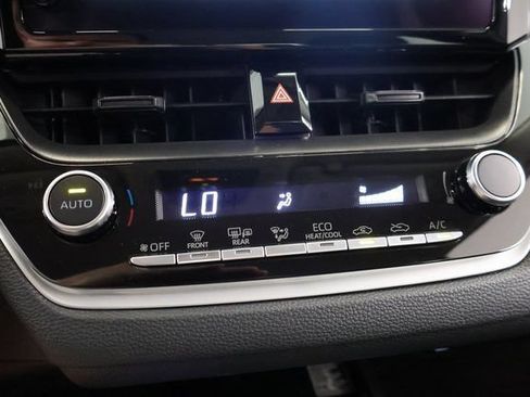Certified 2025 Toyota Corolla LE w/ LE Premium Package FWD image 21