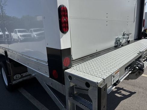 New 2027 Ford E-450 and Econoline 450 Super Duty w/ Power Equipment Group RWD image 15