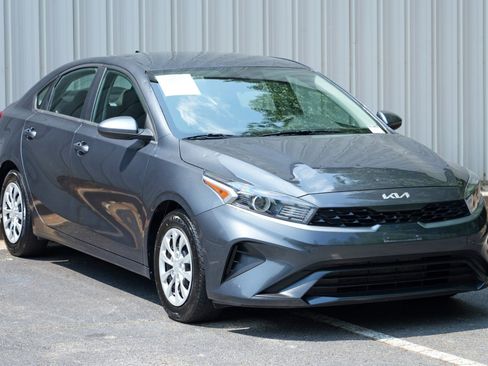 Used 2024 Kia Forte LX FWD image 46