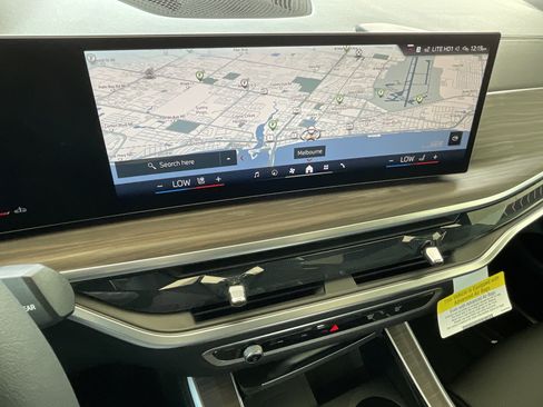 New 2026 BMW X5 xDrive40i w/ Premium Package image 18