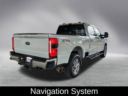 Used 2025 Ford F350 Lariat AWD/4WD image 3