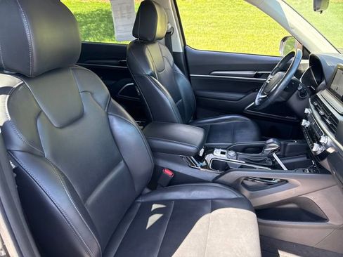 Used 2022 Kia Telluride S AWD/4WD image 13