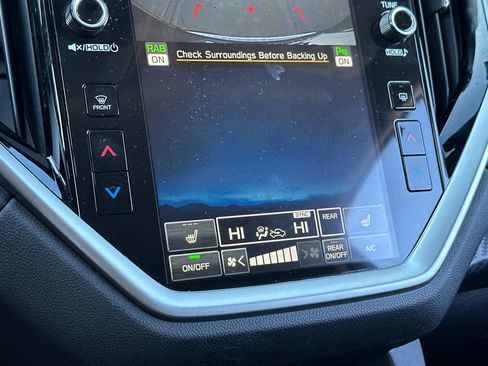 Used 2025 Subaru Ascent Premium w/ Premium Package image 20