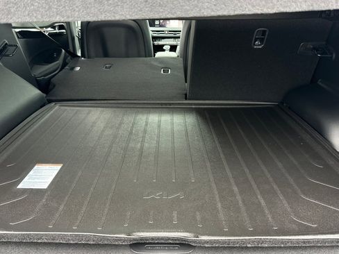 New 2026 Kia Seltos EX image 13