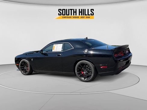 Used 2023 Dodge Challenger SRT Hellcat RWD image 3